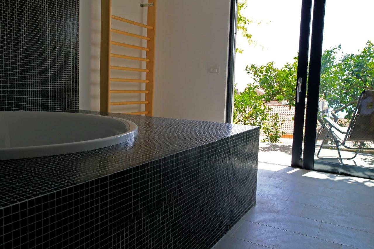 More Podgora Luxury Design Apartment Luaran gambar